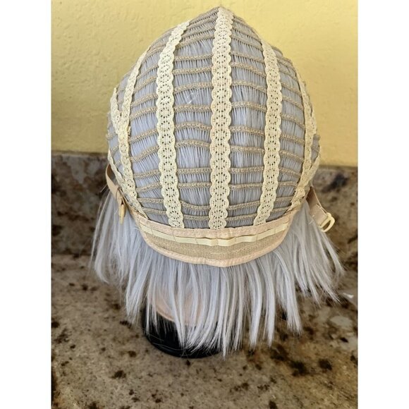 Halloween Cosplay Short Hair Wig white/gray Costume Fashion Anime New Layered - Picture 7 of 8